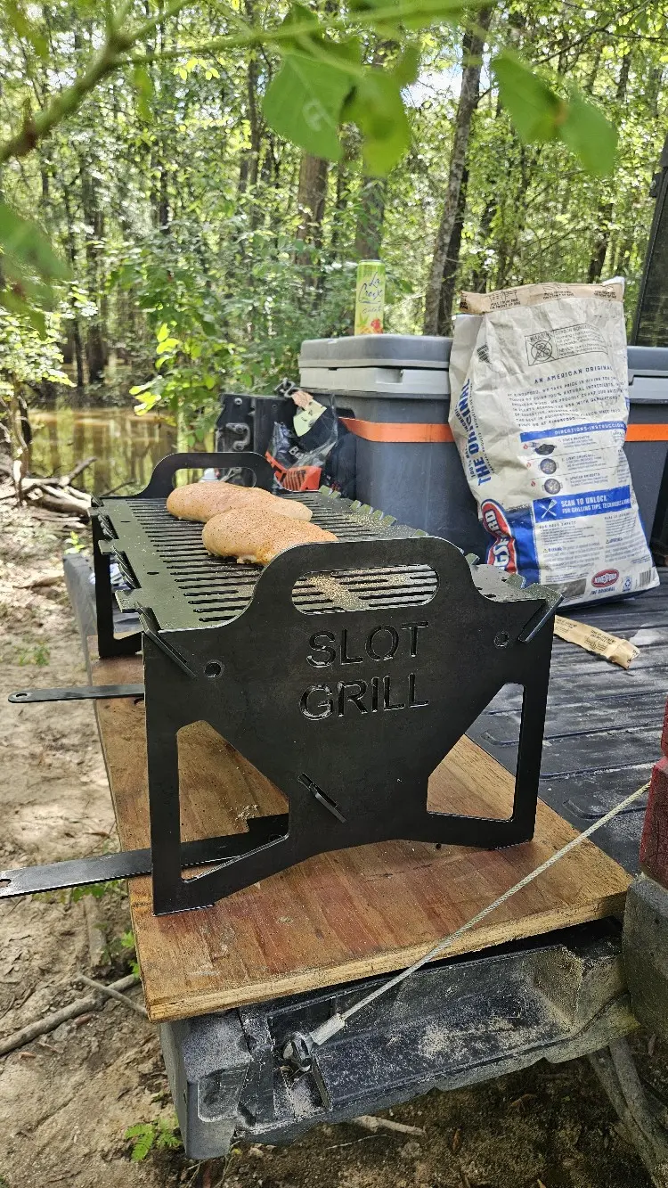 Product Introduction of Slot Grill - Collapsible BBQ Grill for Easy Storage Steel 2